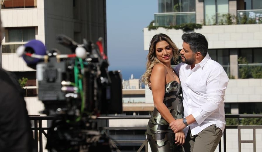 النجم هشام الحاج يصل نجاحه لسابع سما و سابع سما تجمعه بالمخرجة ريندلى قديح