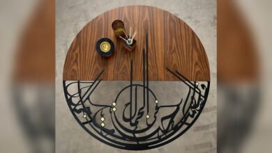 صورة توضيحية - طاولة الخط العربي تحفة إبداعية من توقيع شركة Dania D Design