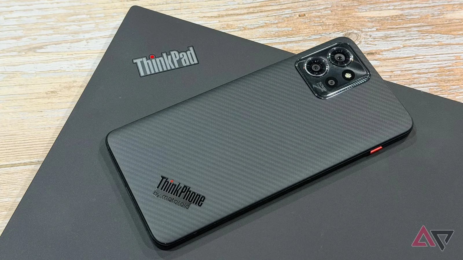 صورة مميزة: أفتقد هاتف Motorola ThinkPhone ولهذا السبب أنا متفائل بشأن ما سيأتي بعد ذلك