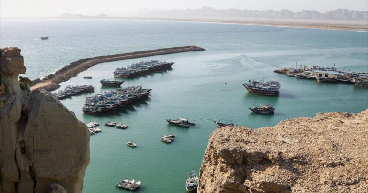 صورة مميزة: مضيق هرمز: تفاهم طهران ومسقط على ممر مؤقت بعرض 7 أميال