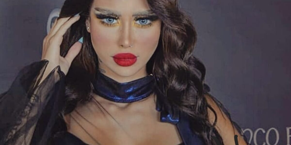 أطلقت جورجينا درويش فلتر جديد عبر الانستغرام تحت اسم GD وهو فلتر يعطي رونقاً ولامعاً للوجه بطريقة طبيعية . - صورة مميزة أطلقت جورجينا درويش فلتر جديد عبر الانستغرام تحت اسم GD وهو فلتر يعطي رونقاً ولامعاً للوجه بطريقة طبيعية .