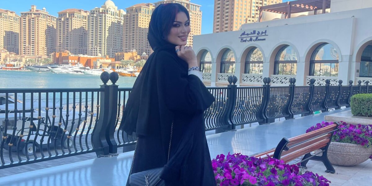 مسيرة نجاح رحلة إيمان البرديني في عالم الجمال والأناقة