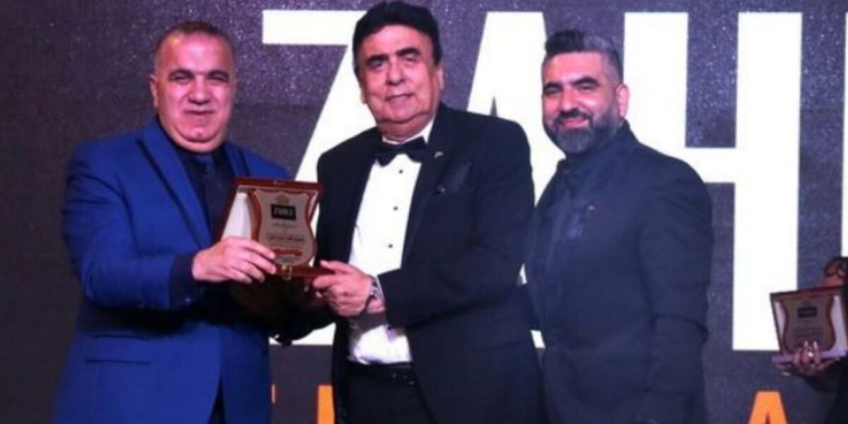 ميزون سليم متري مكرّماً في مهرجان انتخاب ملكة جمال زحلة
