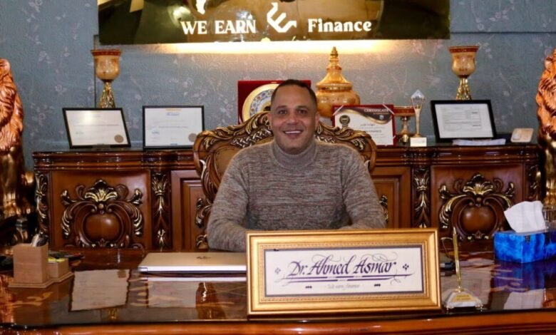 الفنان مصطفى درويش في زيارة لمقر شركةWe earn fanince