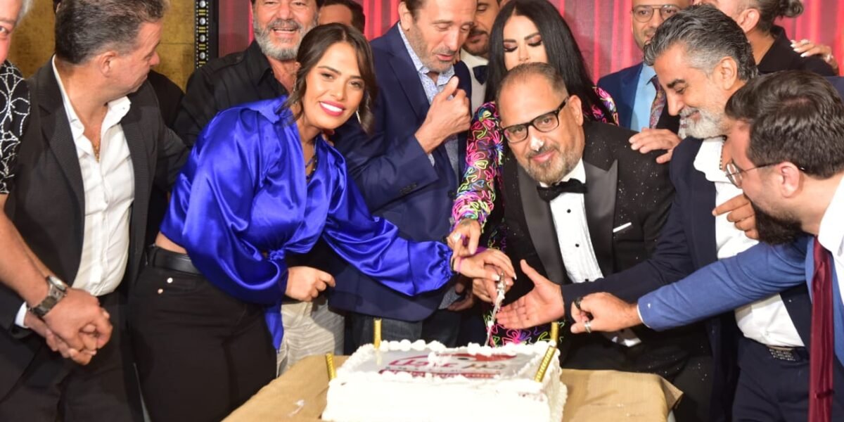خبر عاجل يحتفل بعيده الـ14 برعاية وزارة السياحة ويكرم متعهدي الحفلات